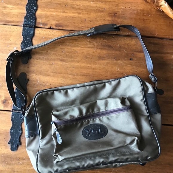 Vintage YSL yves saint laurent crossbody messenger